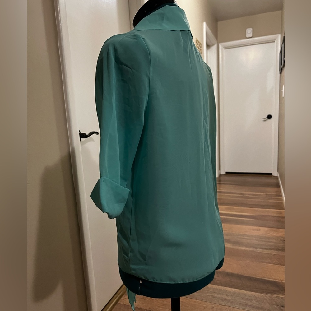 Sheer Teal Top - Picture 4 of 4